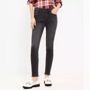 LOFT Jeans in Washed Black Wash Size 26